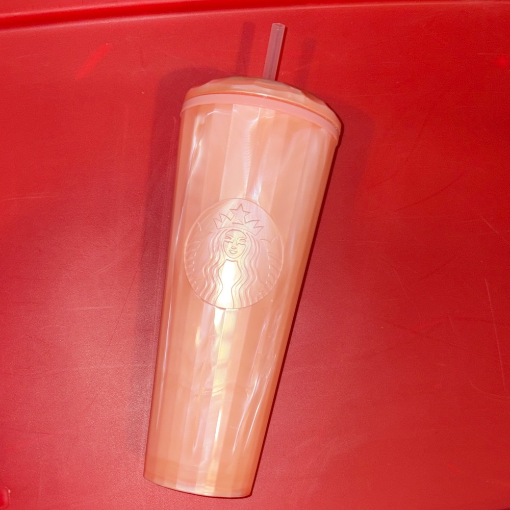 Starbucks shell pink 24 ounce Tumblr - Picture 1 of 2